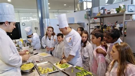 escuela de hosteleria terrassa mossen homs|Visita a lEscola dHoteleria del Vallès 